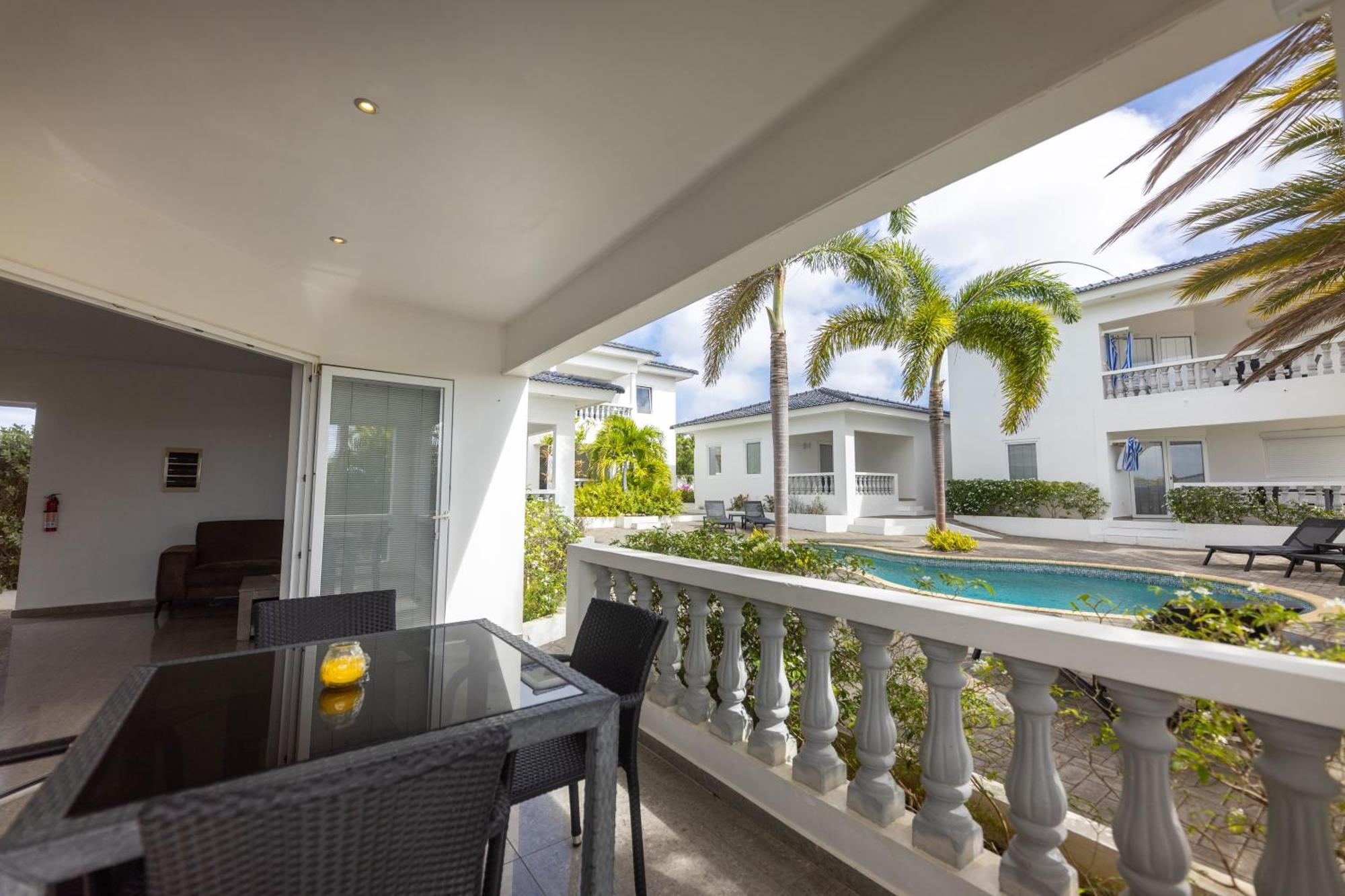 Palm Crest Apartment Jan Thiel Екстериор снимка