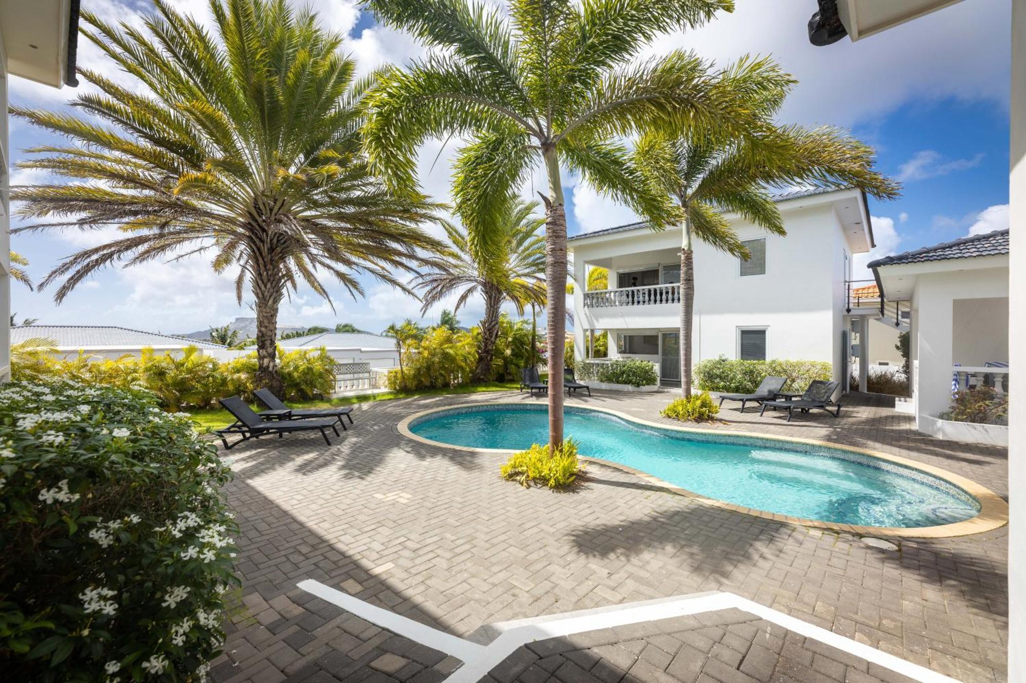 Palm Crest Apartment Jan Thiel Екстериор снимка